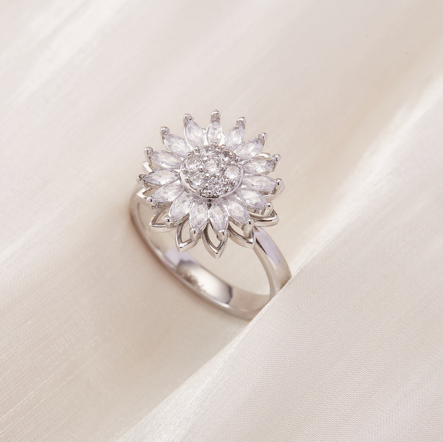 Sunflower Spinner Ring